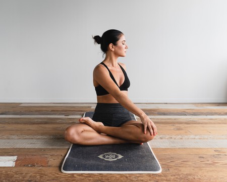 17 prendas de ropa deportiva premamá en rebajas para practicar Yoga también durante tu embarazo 17 prendas de ropa deportiva premamá en rebajas para practicar Yoga también durante tu embarazo